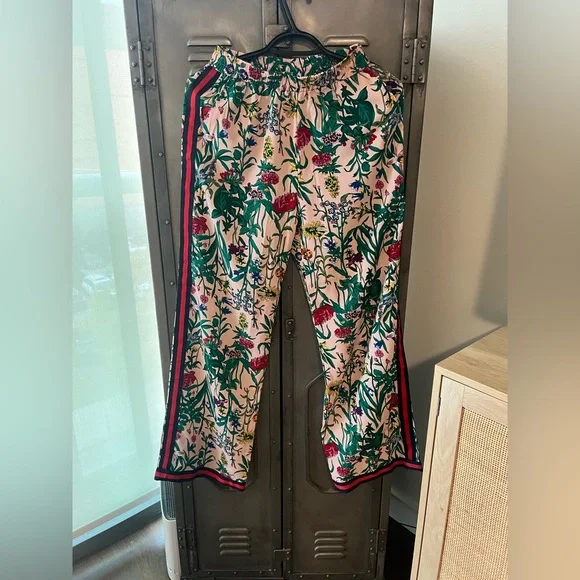 Floral Set - Picture 5 of 12